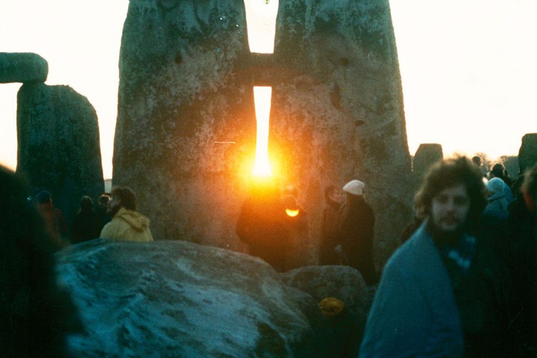 Photograph: 	
Sunrise between the stones at Stonehenge on the Winter Solstice in the mid 1980s.

Source: https://commons.wikimedia.org/wiki/File:StonehengeSunrise1980s.jpg