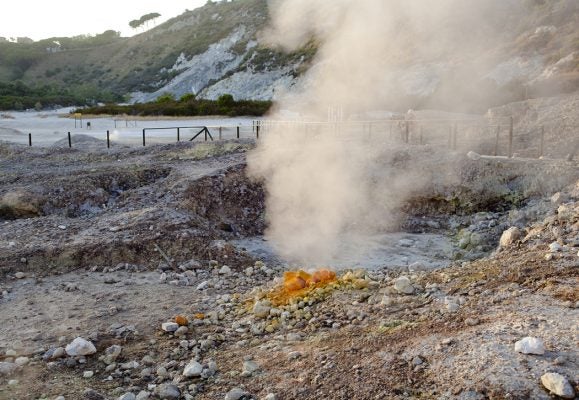 sulfur vent naples