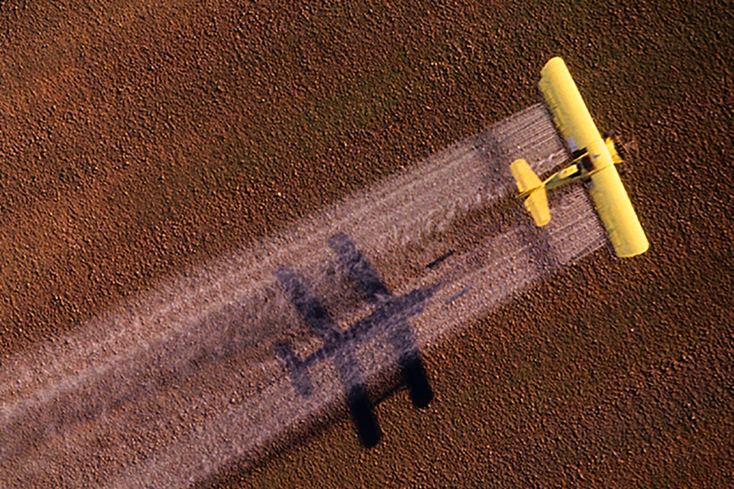 Cropduster spraying field