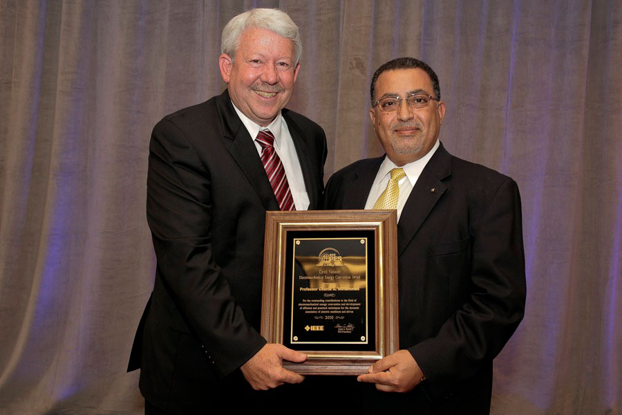 Mohammed Osama accepts the 2010 Cyril Veinott Award