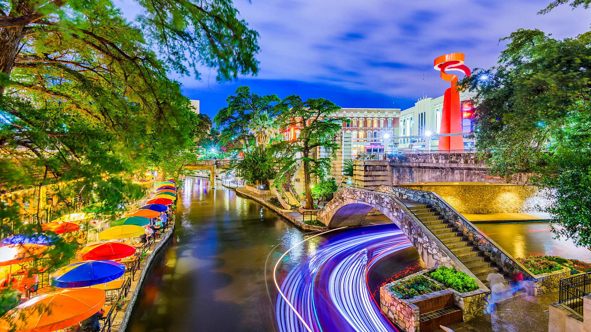 texas-san-antonio-river-walk-night